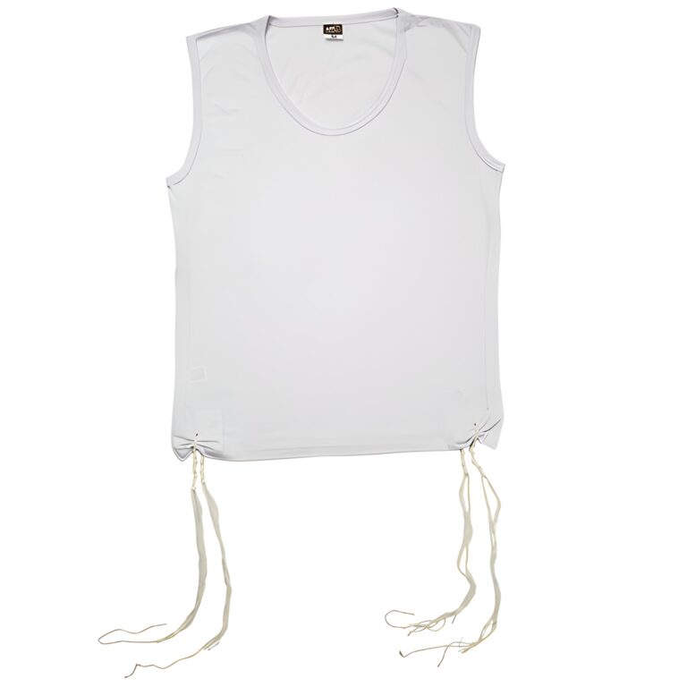 Vest Size m with Tzitzit under the supervision of Rabbi Elnekave