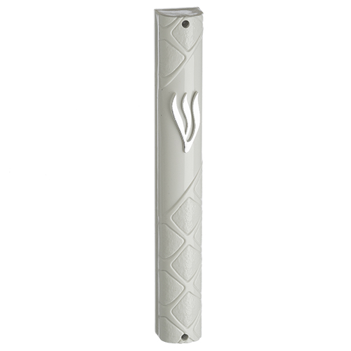 Plastic Mezuzah With Rubber Cork 15 Cm- White With The Letter Shin