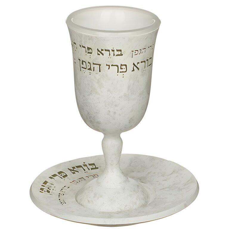 גביע קידוש פולימר 15 ס"מ עם תחתית
