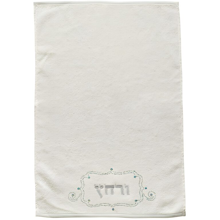 A Pair of White Hand Towels with Fancy Stones 31.5*50 cm