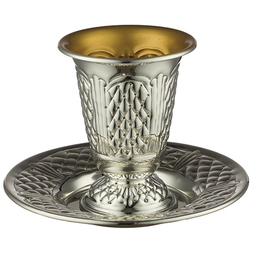 Elegant Kiddush Cup 10 cm with Stem and Saucer contain  120ml / 4.06oz