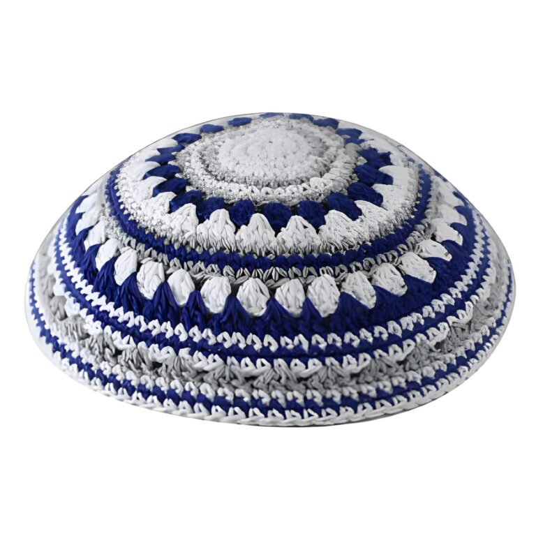 כיפה סרוגה 18 ס"מ - תכלת-אפור-לבן