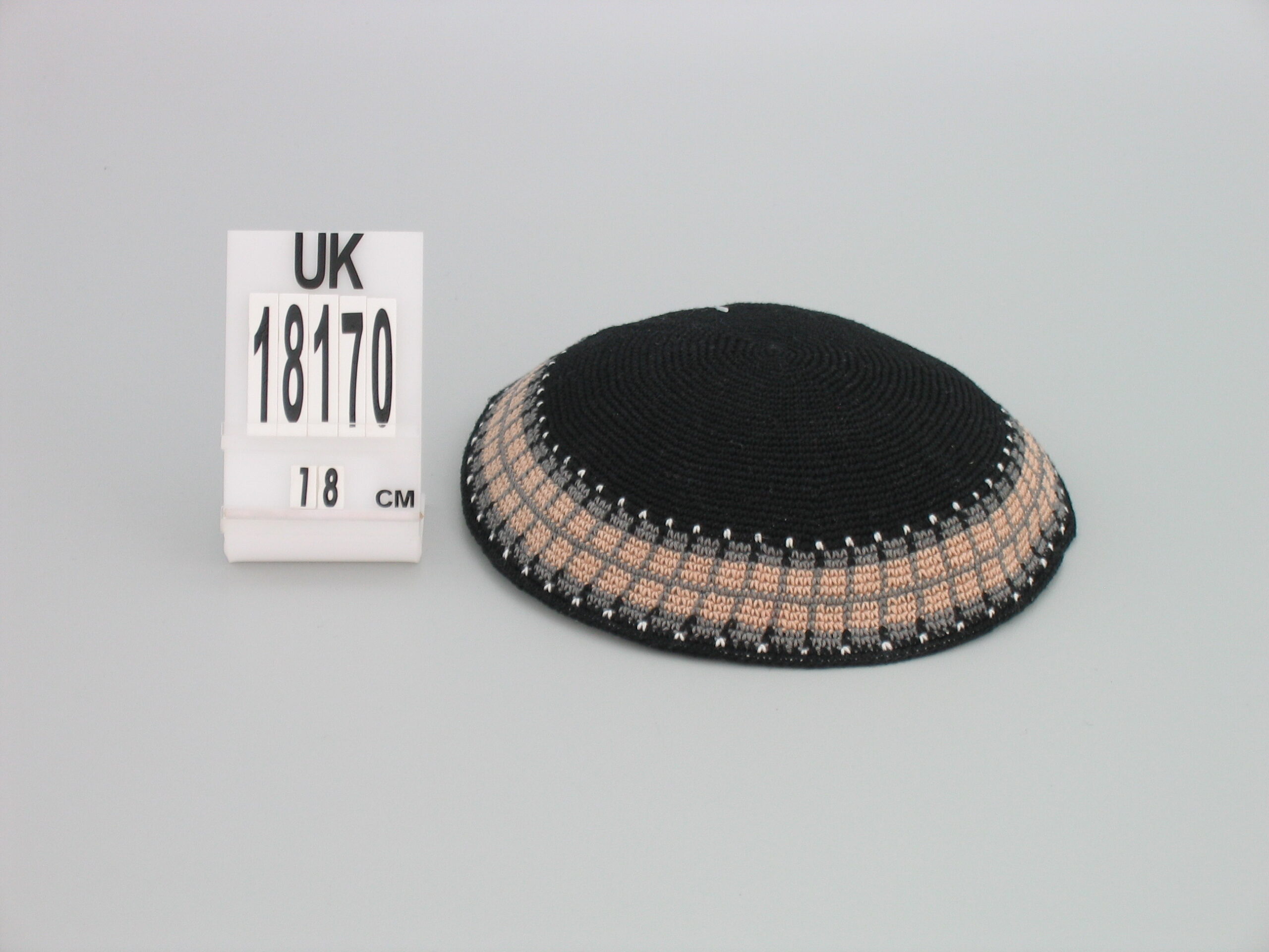 Knitted D.M.C Kippah 18 cm - Sheer Black WITH GRAY RIM