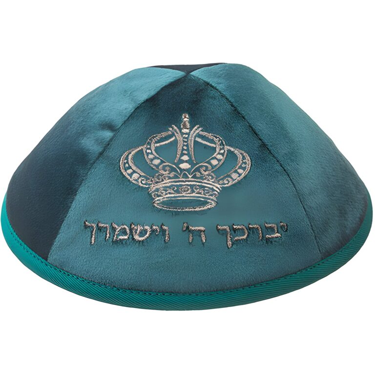 כיפה קטיפתית עם רקמה גודל 4 - ירוק