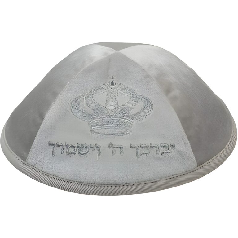 כיפה קטיפה עם רקמה גודל 4 - אפור בהיר