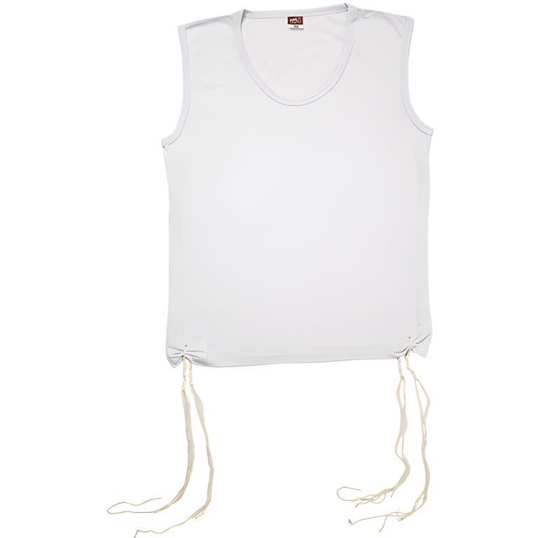 Vest Size m with Tzitzit under the supervision of Rabbi Levin